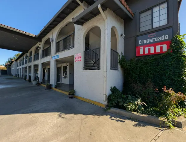 Crossroads Inn hotel detail image 2