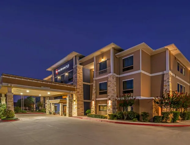 Best Western Plus Lytle Inn & Suites hotel detail image 3