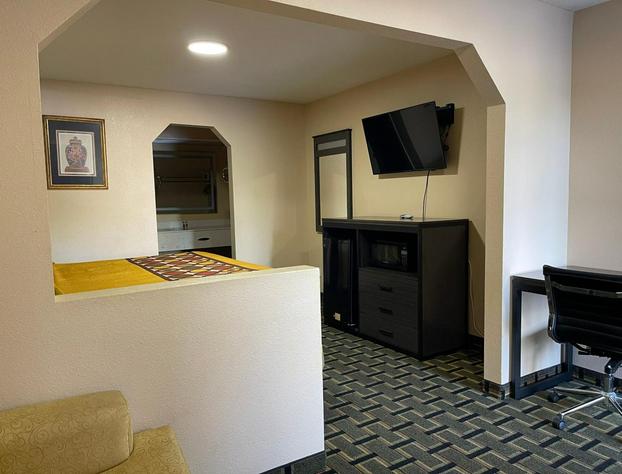 New Hampshire Inn hotel detail image 4