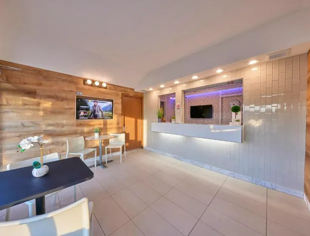 Regency Inn hotel detail image 4