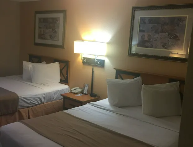 Travelodge by Wyndham Battle Creek hotel detail image 3