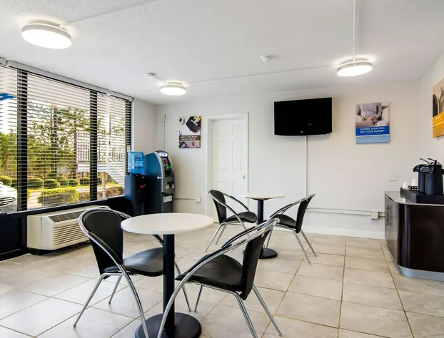 Motel 6 Lagrange, GA hotel detail image 4