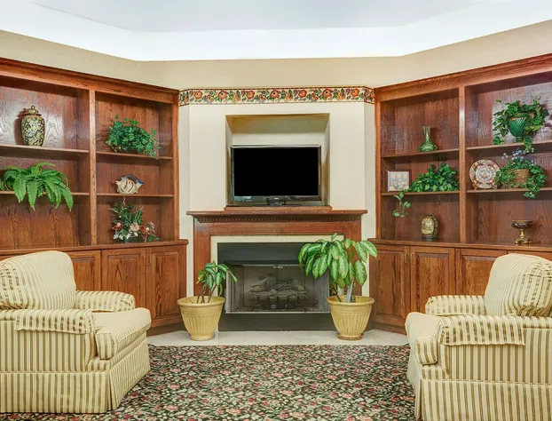 Days Inn by Wyndham Burlington East hotel detail image 3