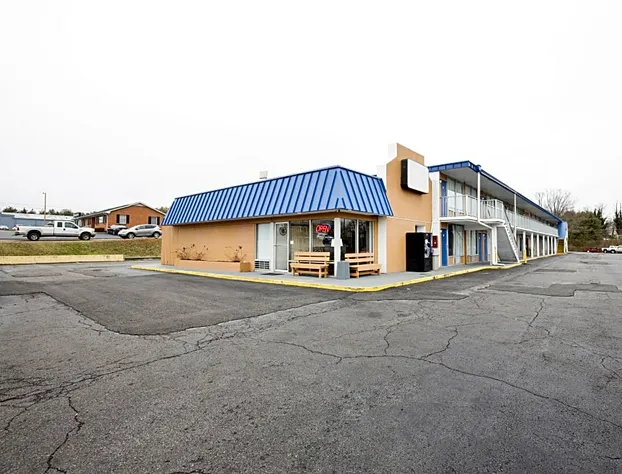 Hotel Wytheville I-77 & I-81 hotel detail image 3