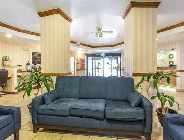 Comfort Suites Summit County hotel detail image 2