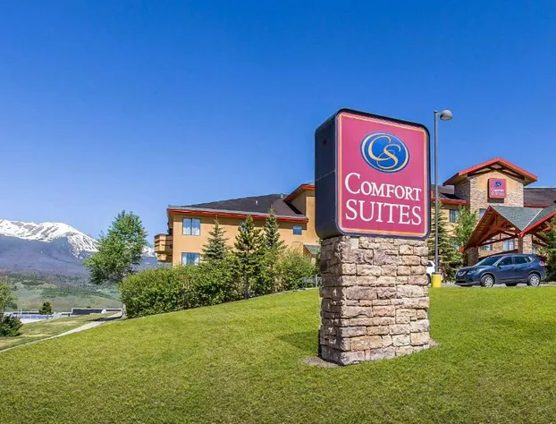 Comfort Suites Summit County hotel detail image 1