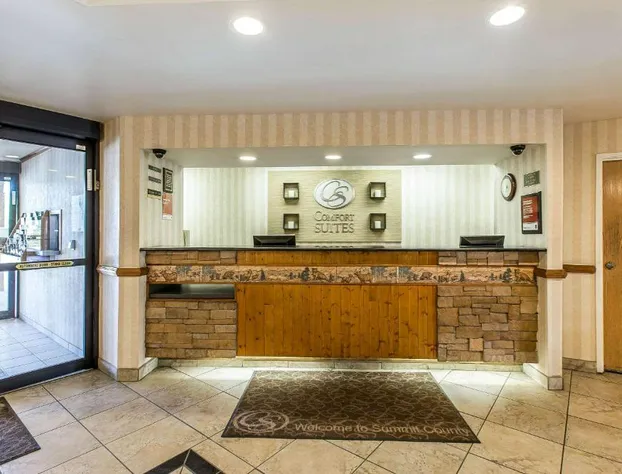 Comfort Suites Summit County hotel detail image 4