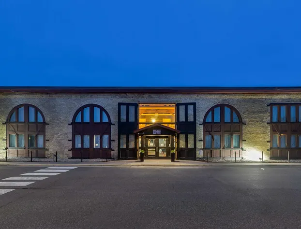 Best Western Plus Como Park Hotel hotel detail image 1