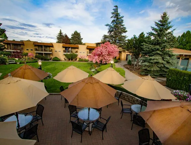 Mirabeau Park Hotel & Convention Center hotel detail image 1