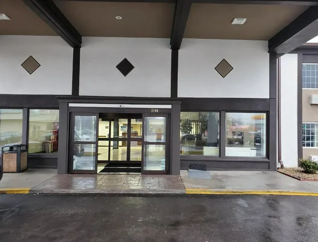 Royal Inn hotel detail image 2