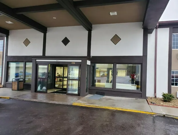 Royal Inn hotel detail image 2