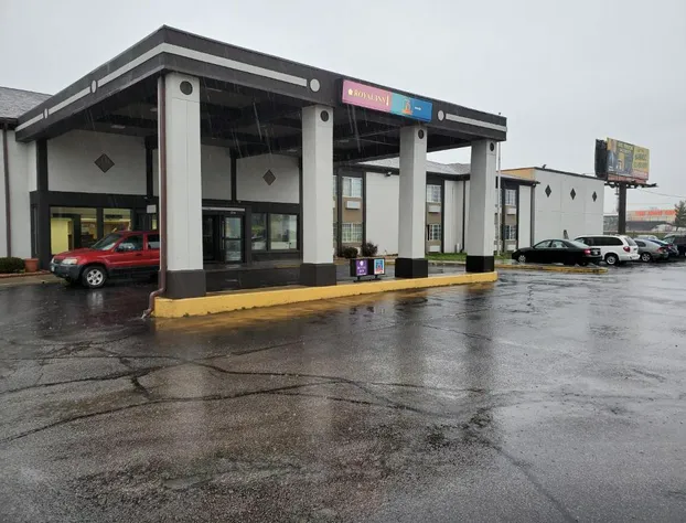 Royal Inn hotel detail image 3