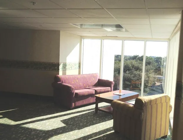 Allure Suites hotel detail image 3