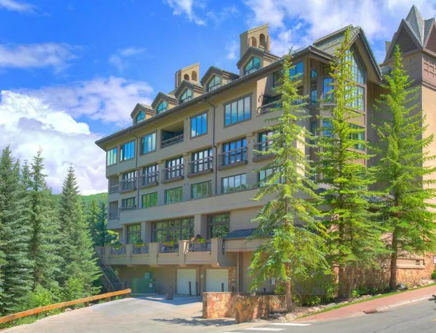 The Pines Lodge, a RockResort, by Vail Resorts hotel detail image 3