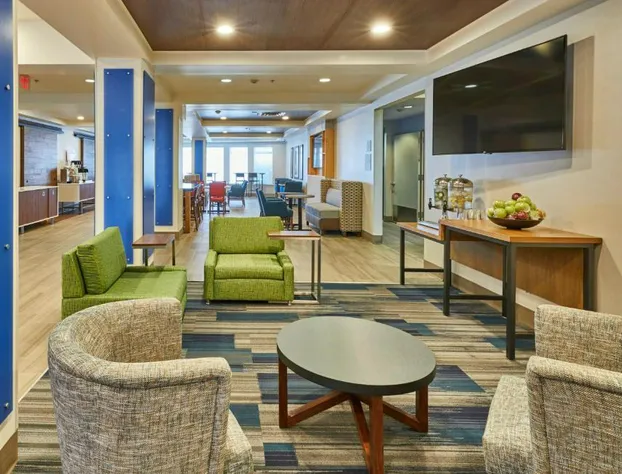 Holiday Inn Express Hotel & Suites Medford-Central Point by IHG hotel detail image 3