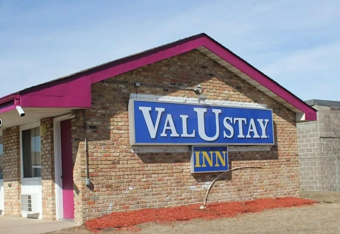 Valu Stay Inn hotel hero