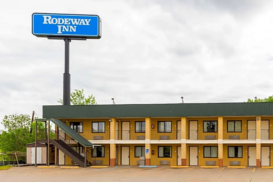 Rodeway Inn Alexandria hotel hero