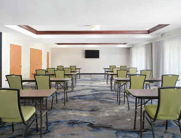 Fairfield Inn and Suites by Marriott Columbia hotel detail image 3