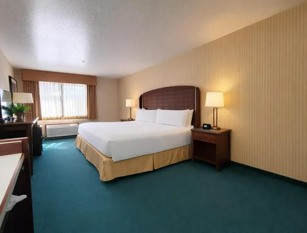 Rogue Regency Inn Medford Airport hotel detail image 4