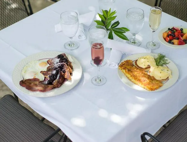 Rogue Regency Inn Medford Airport hotel detail image 2