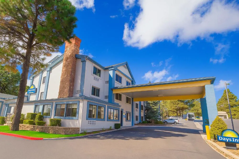 Days Inn & Suites by Wyndham East Flagstaff hotel hero