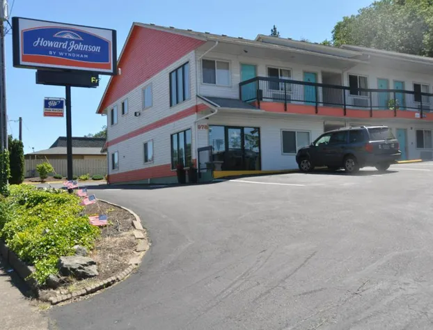 Howard Johnson by Wyndham Roseburg hotel detail image 4