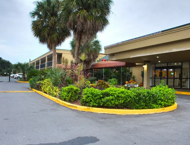 Winter Haven Garden Inn and Banquet Center hotel detail image 3