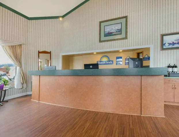 Days Inn by Wyndham Auburn hotel detail image 2