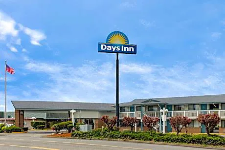Days Inn by Wyndham Auburn hotel detail image 4