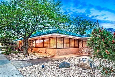 Ramada by Wyndham Parsippany hotel detail image 3