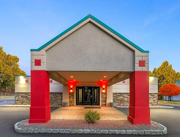 Ramada by Wyndham Parsippany hotel detail image 3