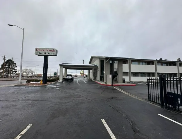 Desert Sands Inn & Suites hotel detail image 3