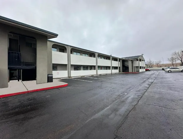 Desert Sands Inn & Suites hotel detail image 1