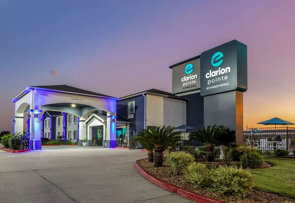 Clarion Pointe Sulphur - Lake Charles hotel hero