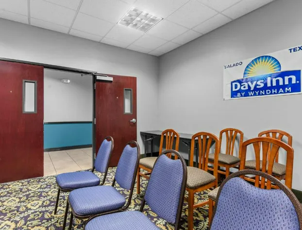 Days Inn by Wyndham Salado hotel detail image 3