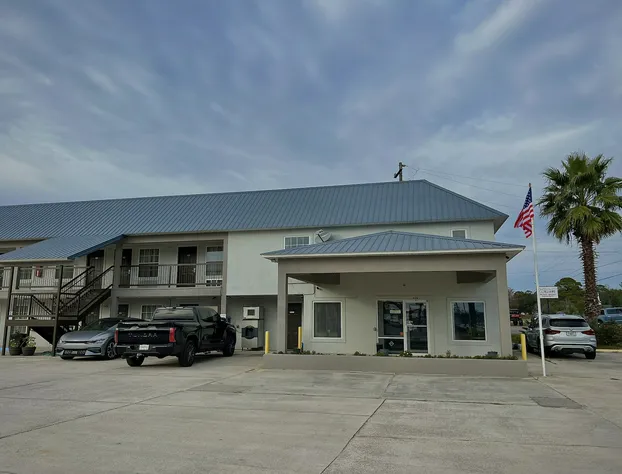 Garden Inn & Suites hotel detail image 1