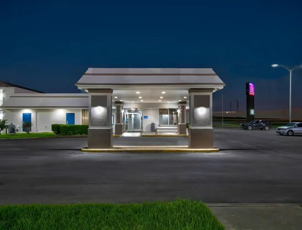 Studio 6 Rosenberg, TX hotel detail image 3