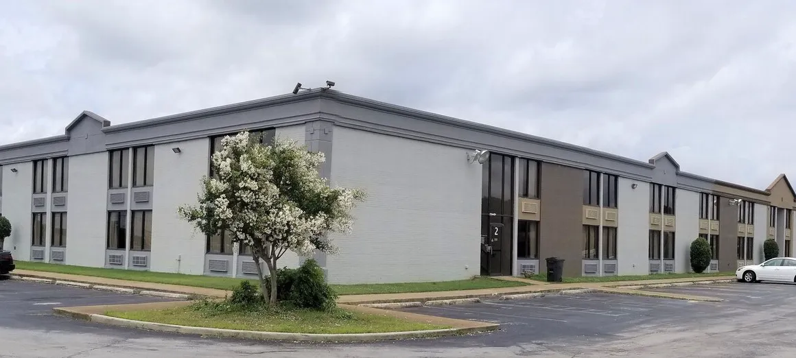 Madison Inn and Suites hotel hero