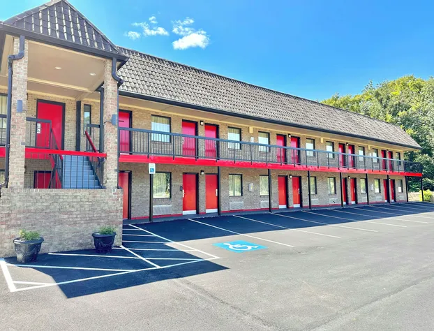 Travelers Inn Elizabeth City hotel detail image 3