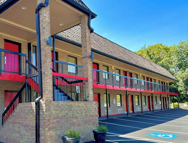 Travelers Inn Elizabeth City hotel detail image 4