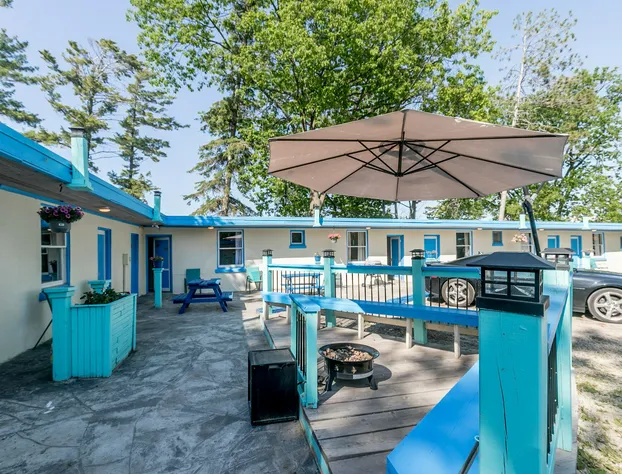 Beachfront at Beach1 Motel hotel detail image 3