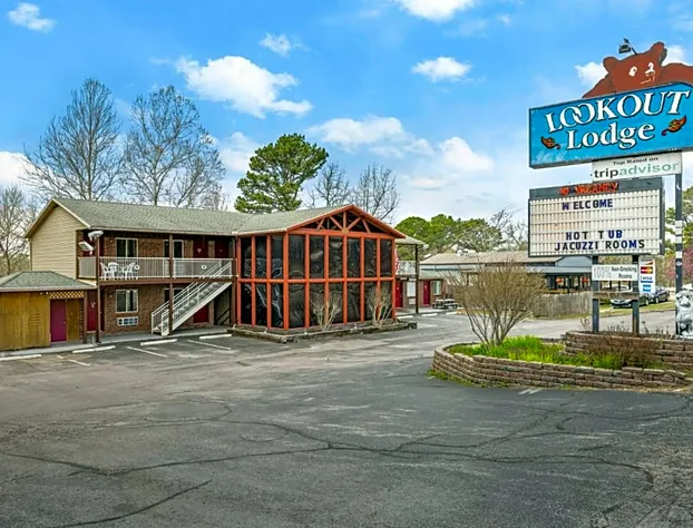 The Lookout Lodge hotel detail image 2