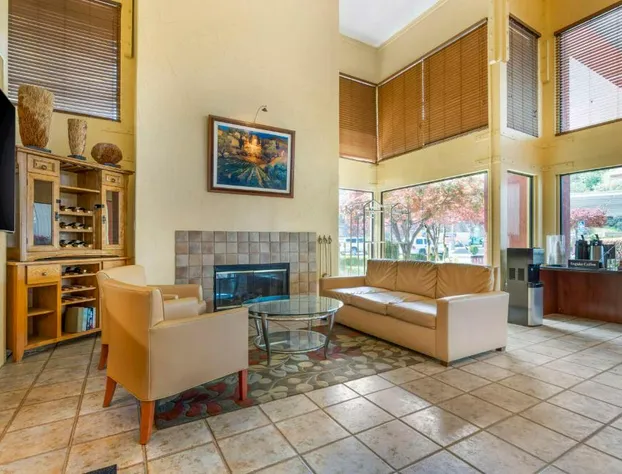 Best Western Plus Placerville Inn hotel detail image 4