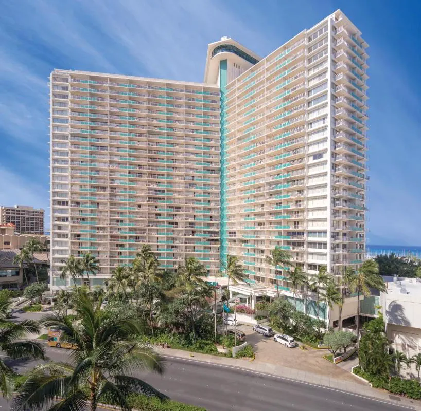 Waikiki Marina Resort at the Ilikai hotel hero