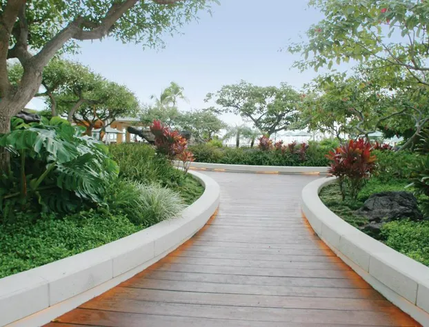 Waikiki Marina Resort at the Ilikai hotel detail image 4