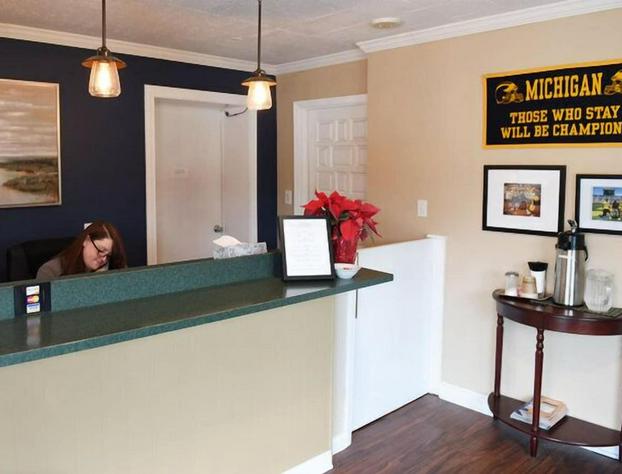 The University Inn Ann Arbor hotel detail image 4