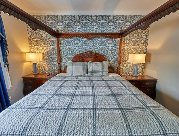 Hyannis Plaza Hotel hotel detail image 4