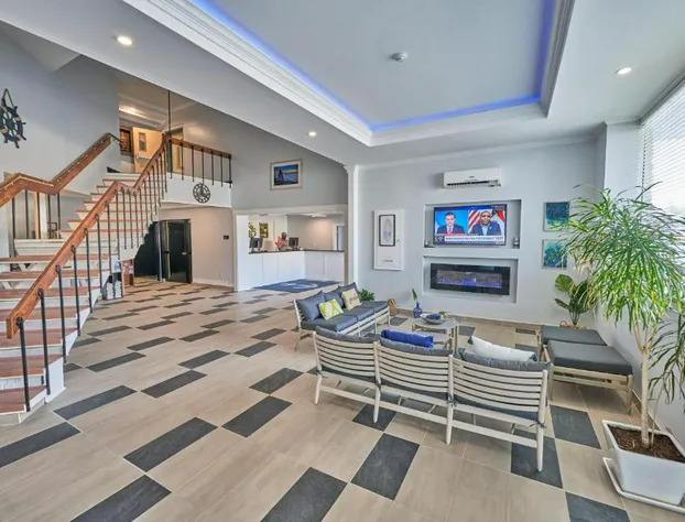 Hyannis Plaza Hotel hotel detail image 2