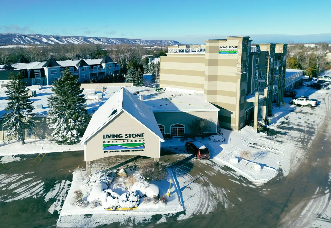 Living Stone Golf Resort hotel hero