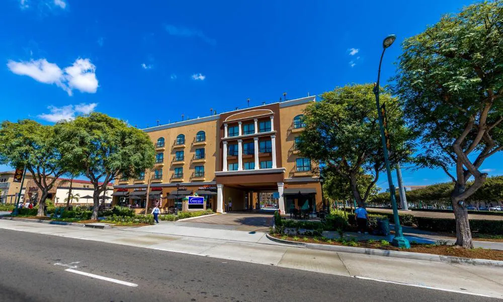 Grand Legacy At the Park hotel hero